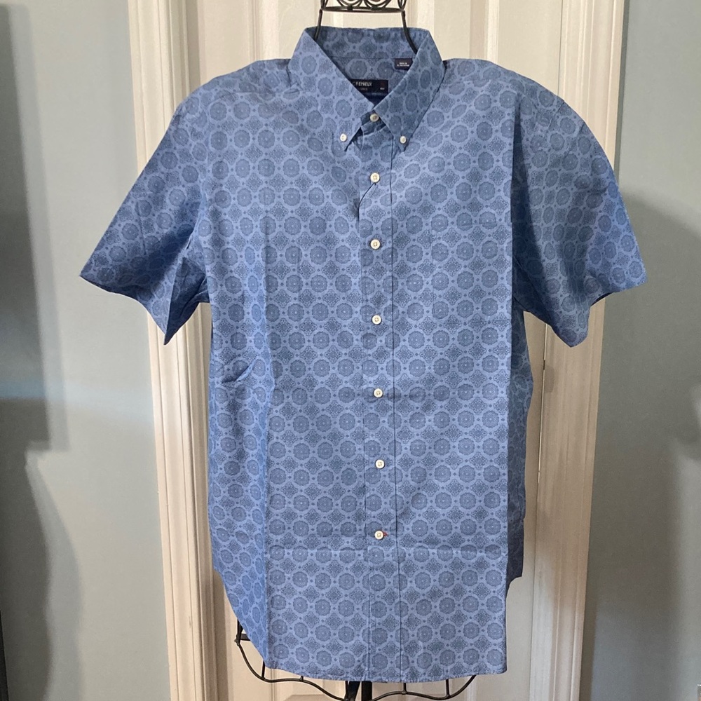 NWOT Daniel Cremieux Blue Geometric Men's Shirt